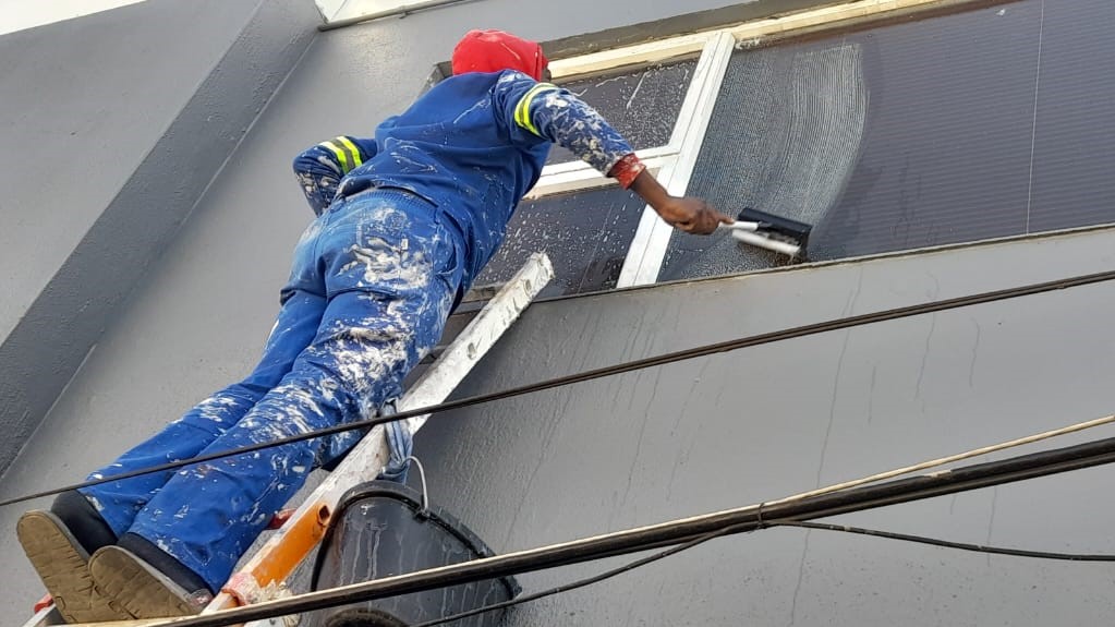 high pressure cleaning in Langebaan by assured home painters
